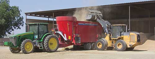 tractor loading mixer wagon