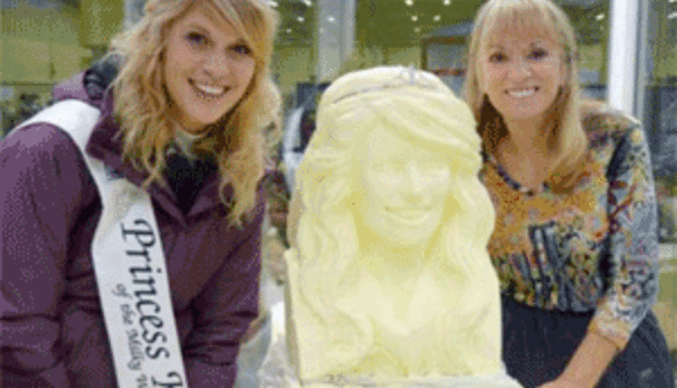Princess Kay and butter sculpture