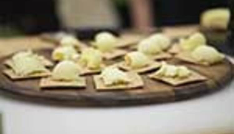 cheese and crackers